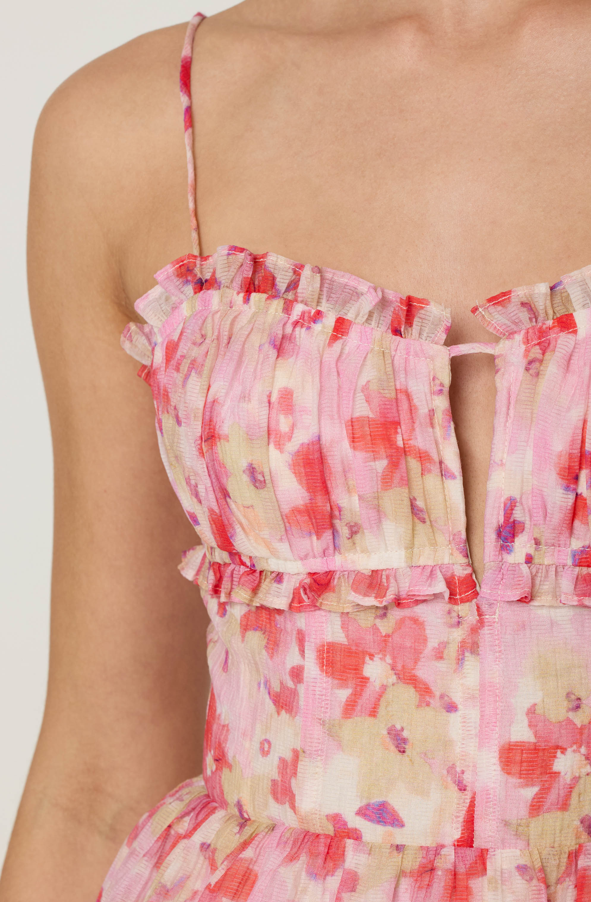 Vonnessa Pleated Floral  Maxi Dress