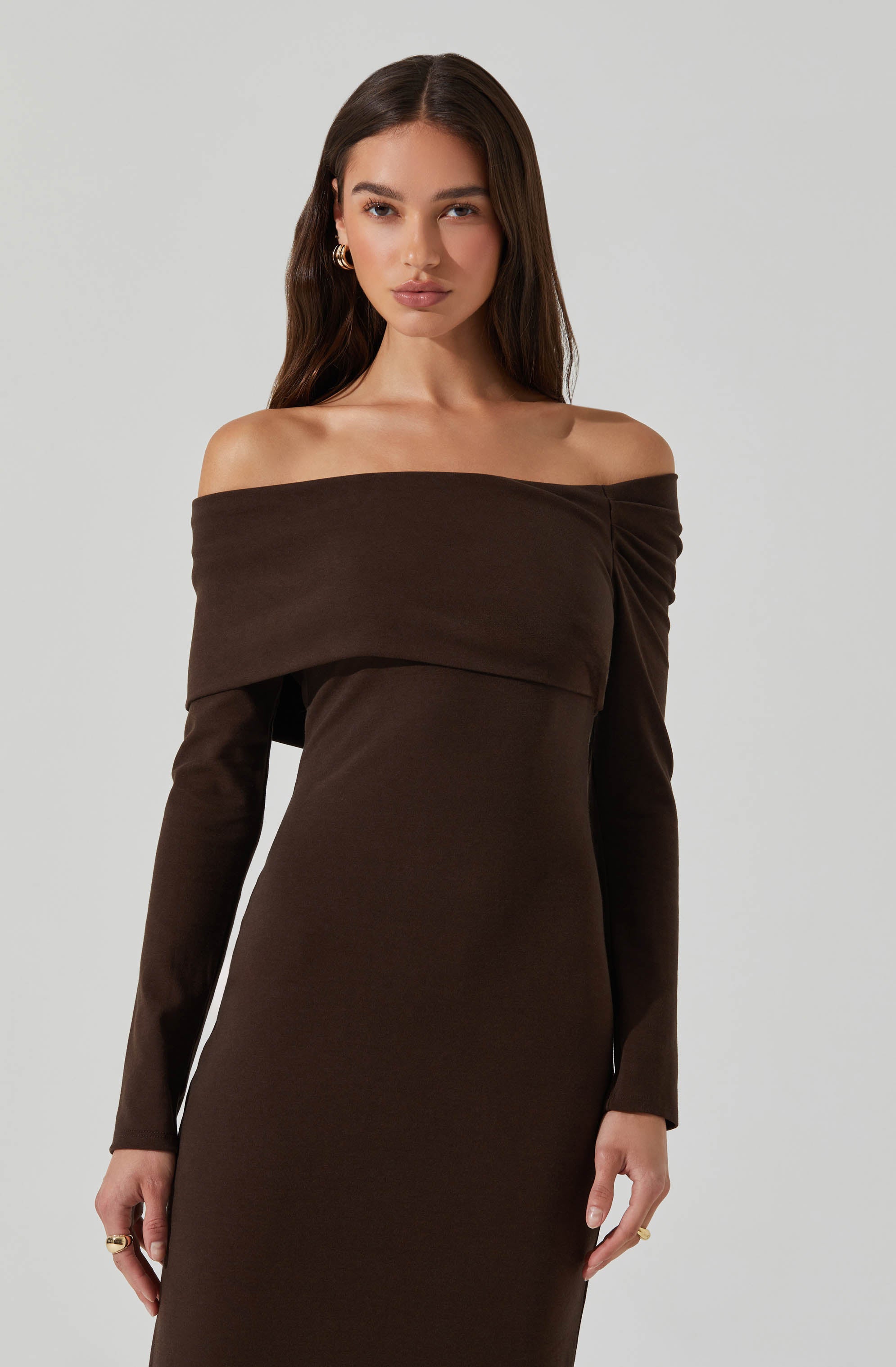 Jada Off Shoulder Midi Dress