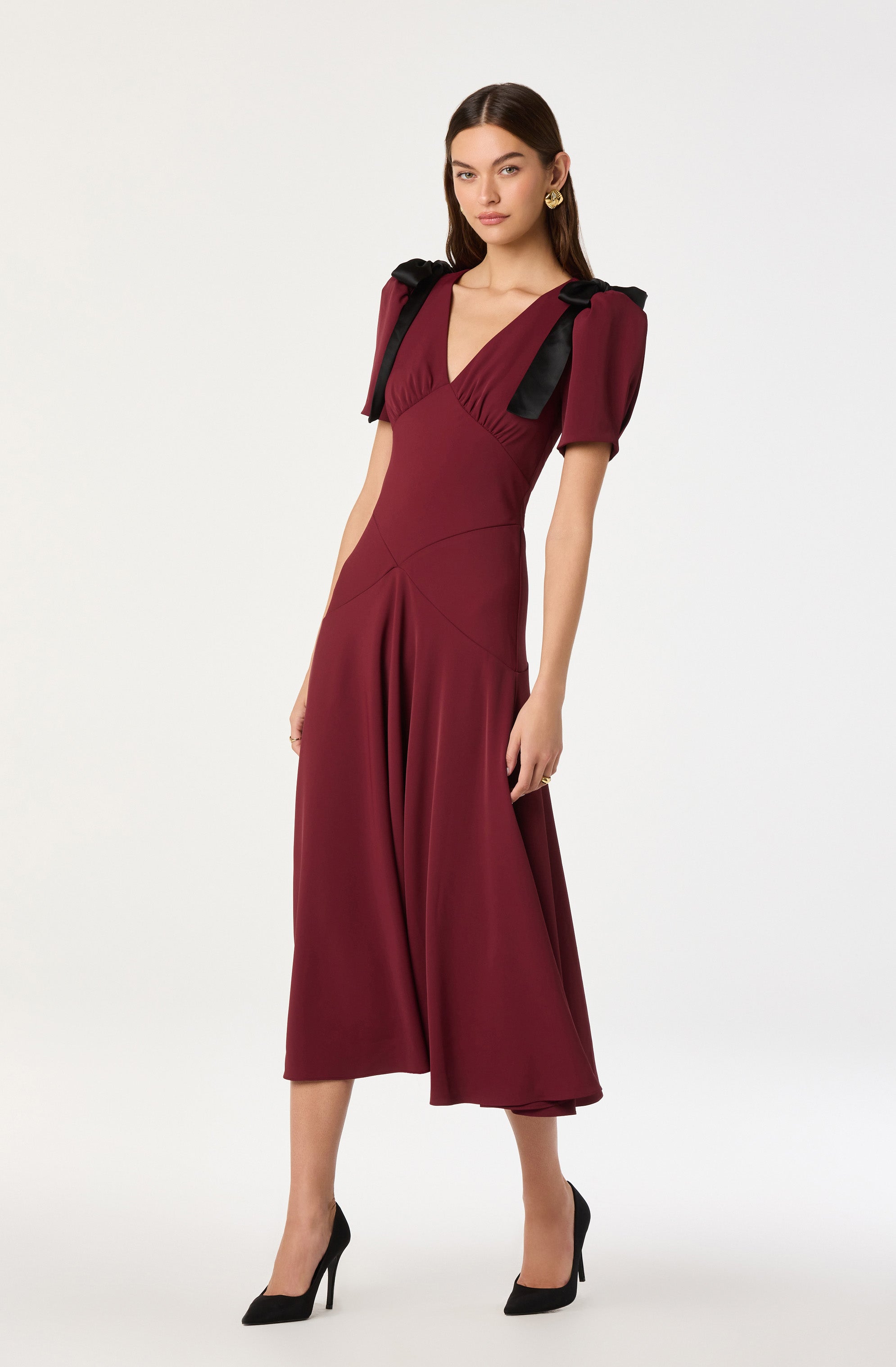 Ciela Bow Puff Sleeve Midi Dress