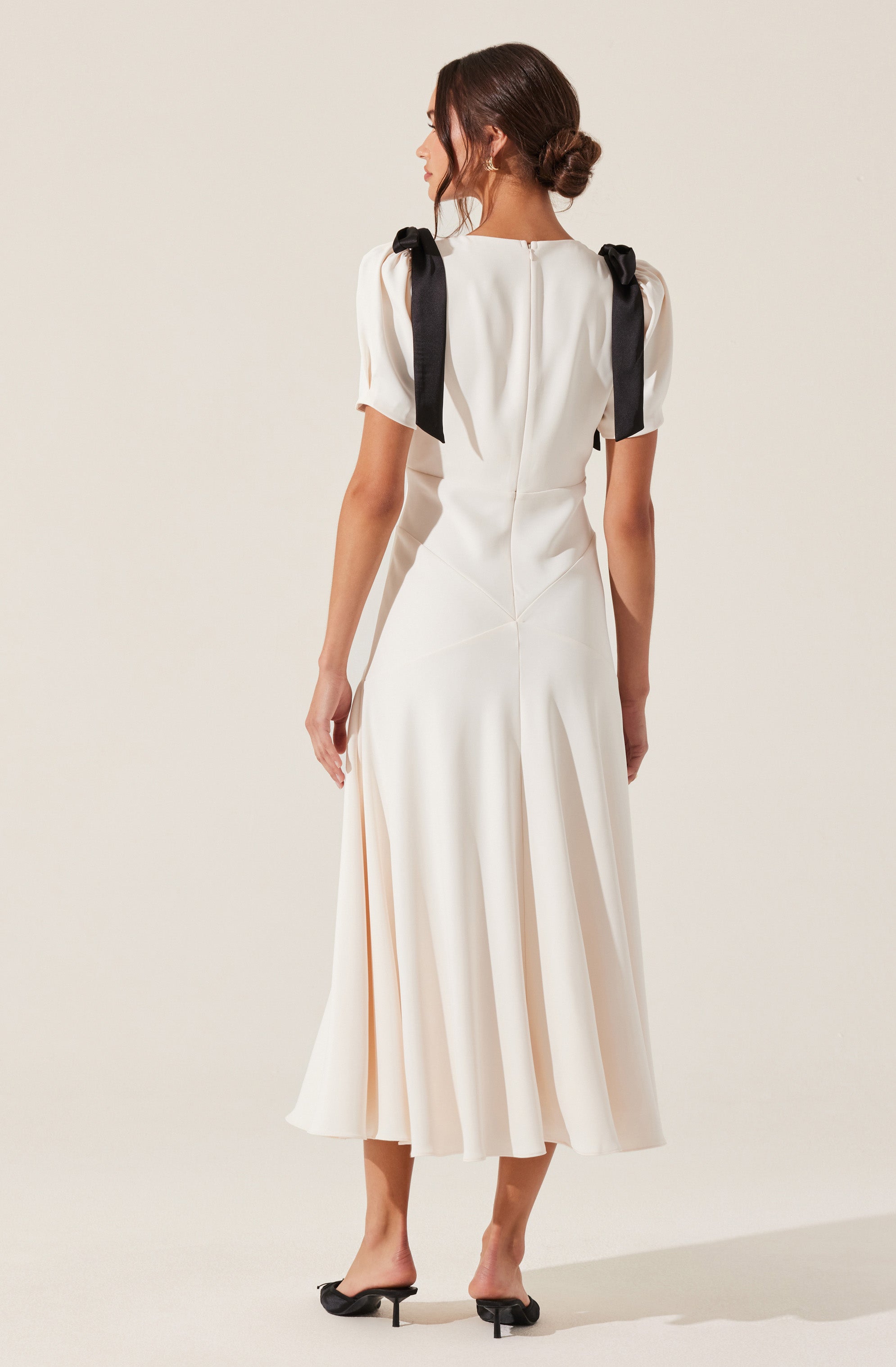 Ciela Bow Puff Sleeve Dress