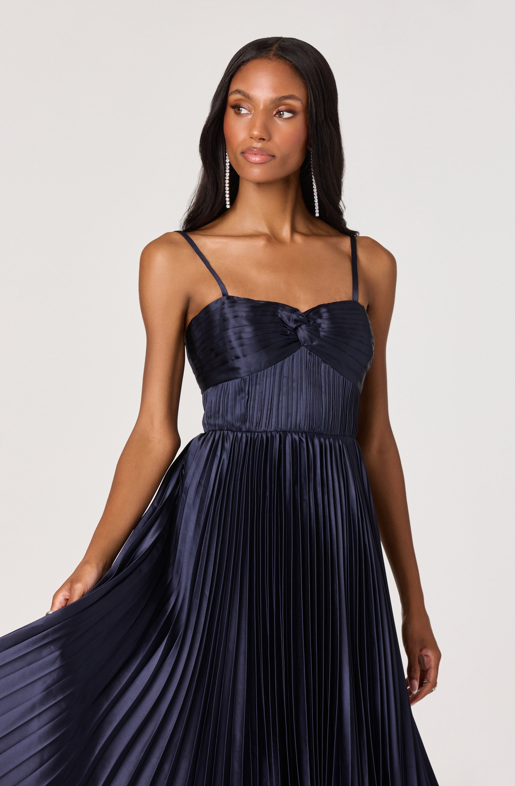 Ascella Sweetheart Pleated Midi Dress