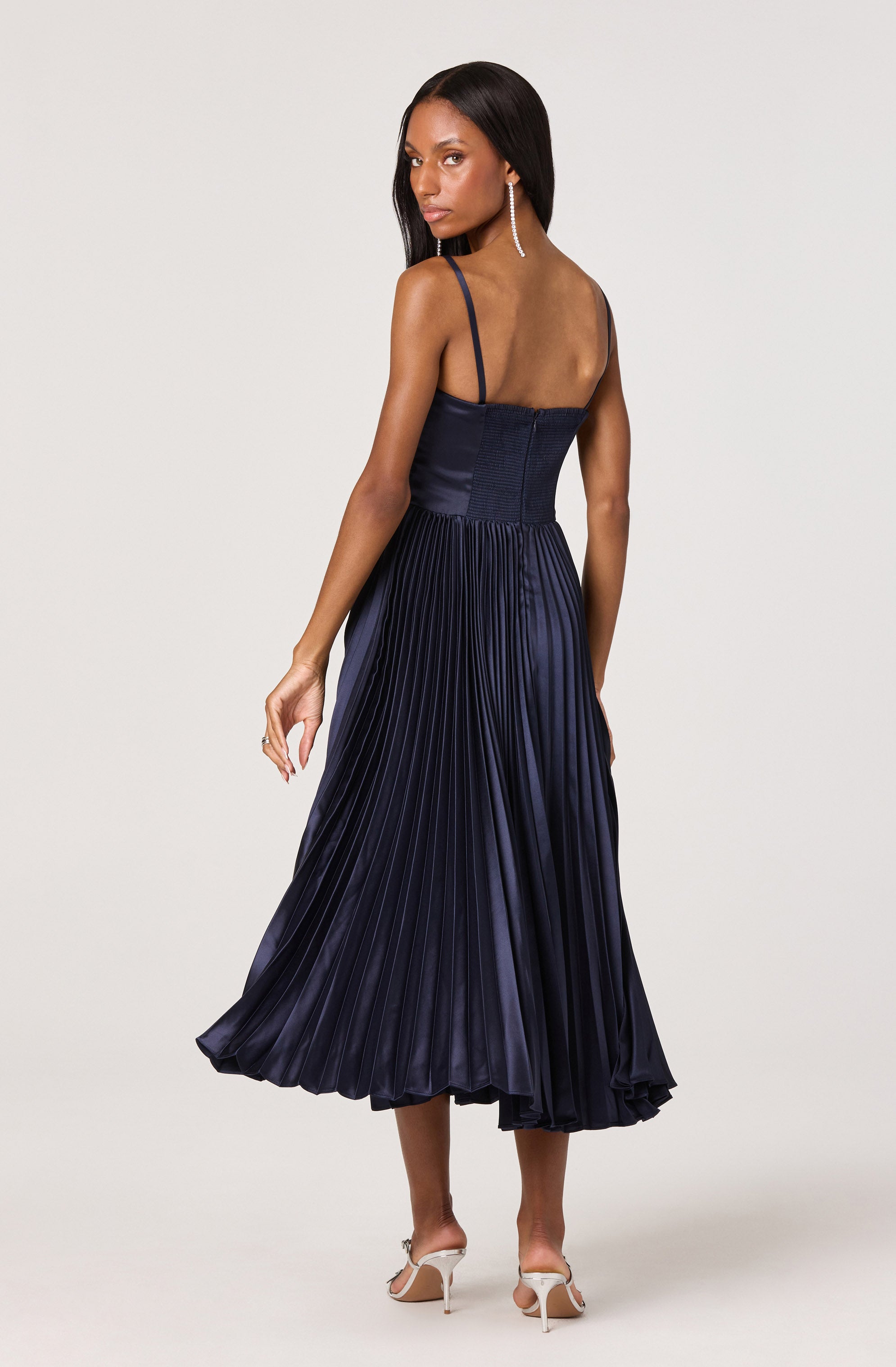 Ascella Sweetheart Pleated Midi Dress