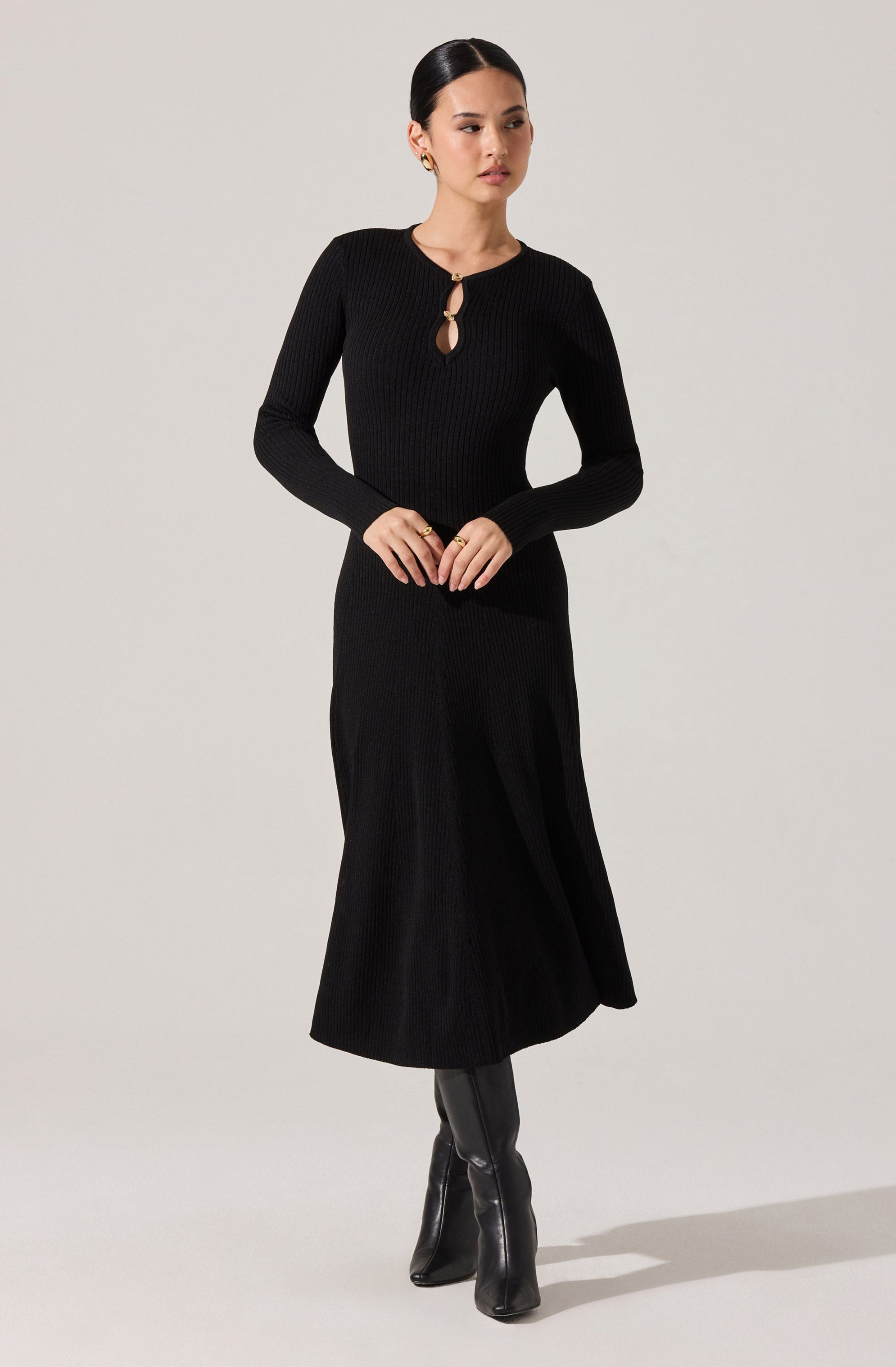 Fallyn Ribbed Sweater Midi Dress