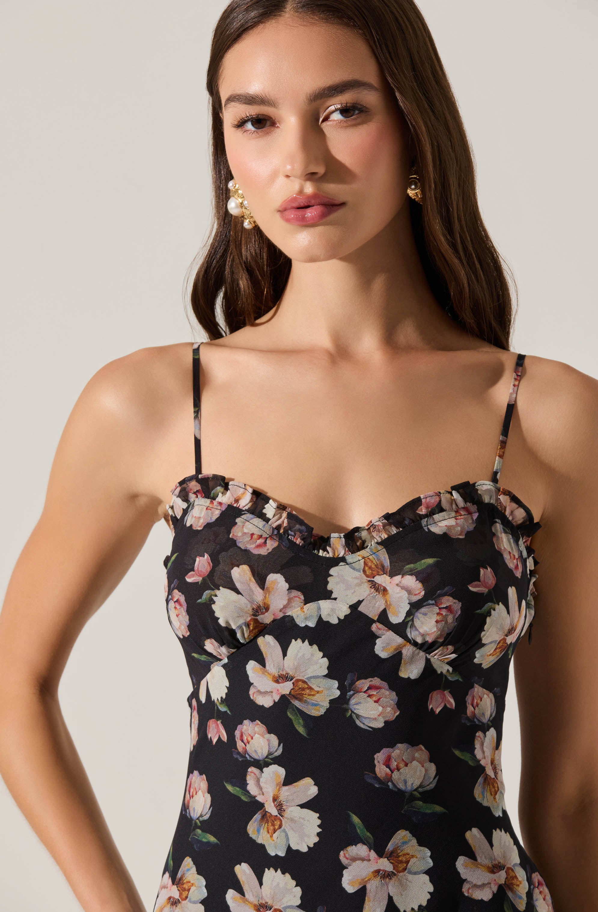 Maeryn Sweetheart Ruffle Maxi Dress