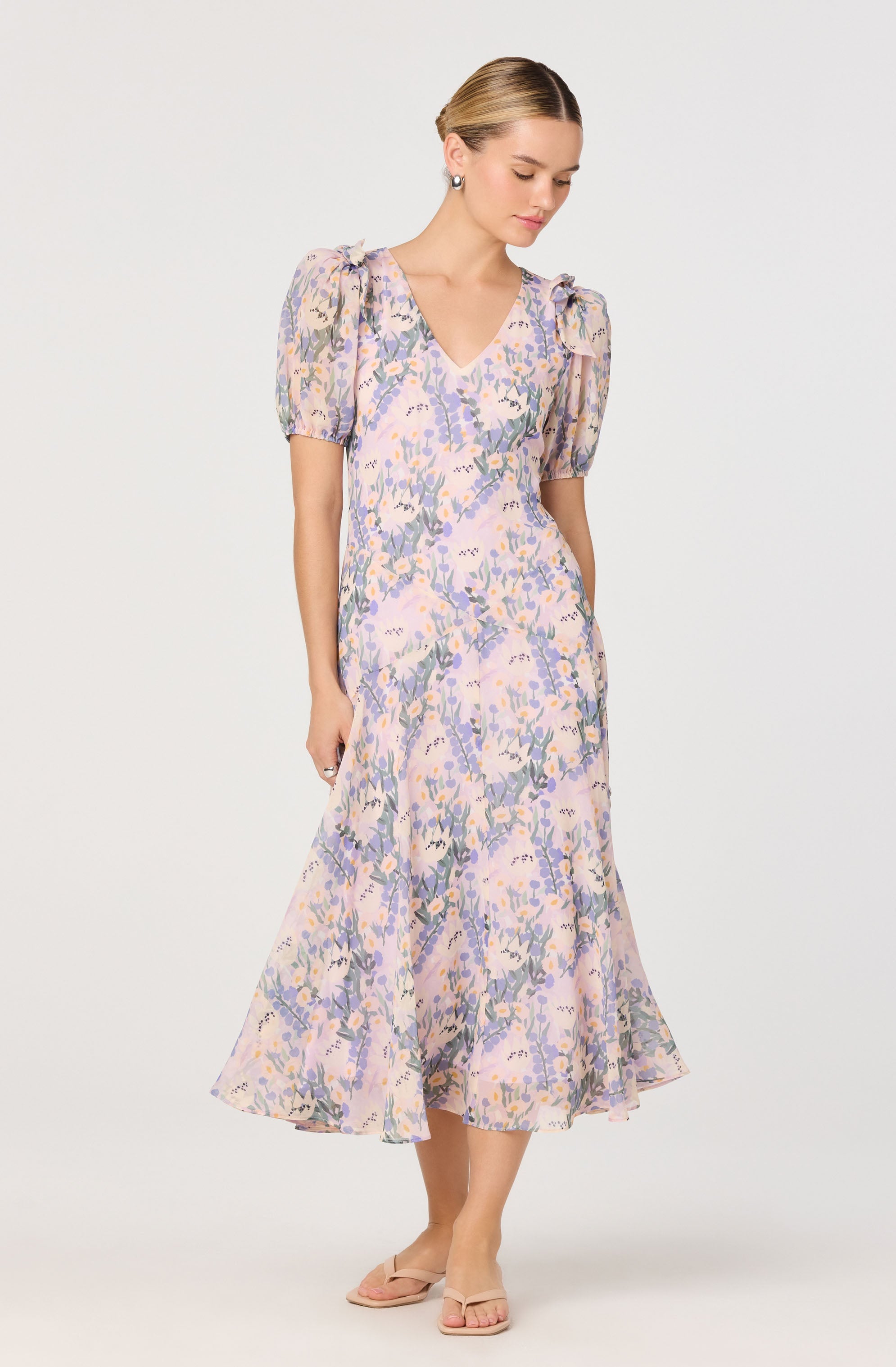 Jessenia Floral V-Neck Midi Dress