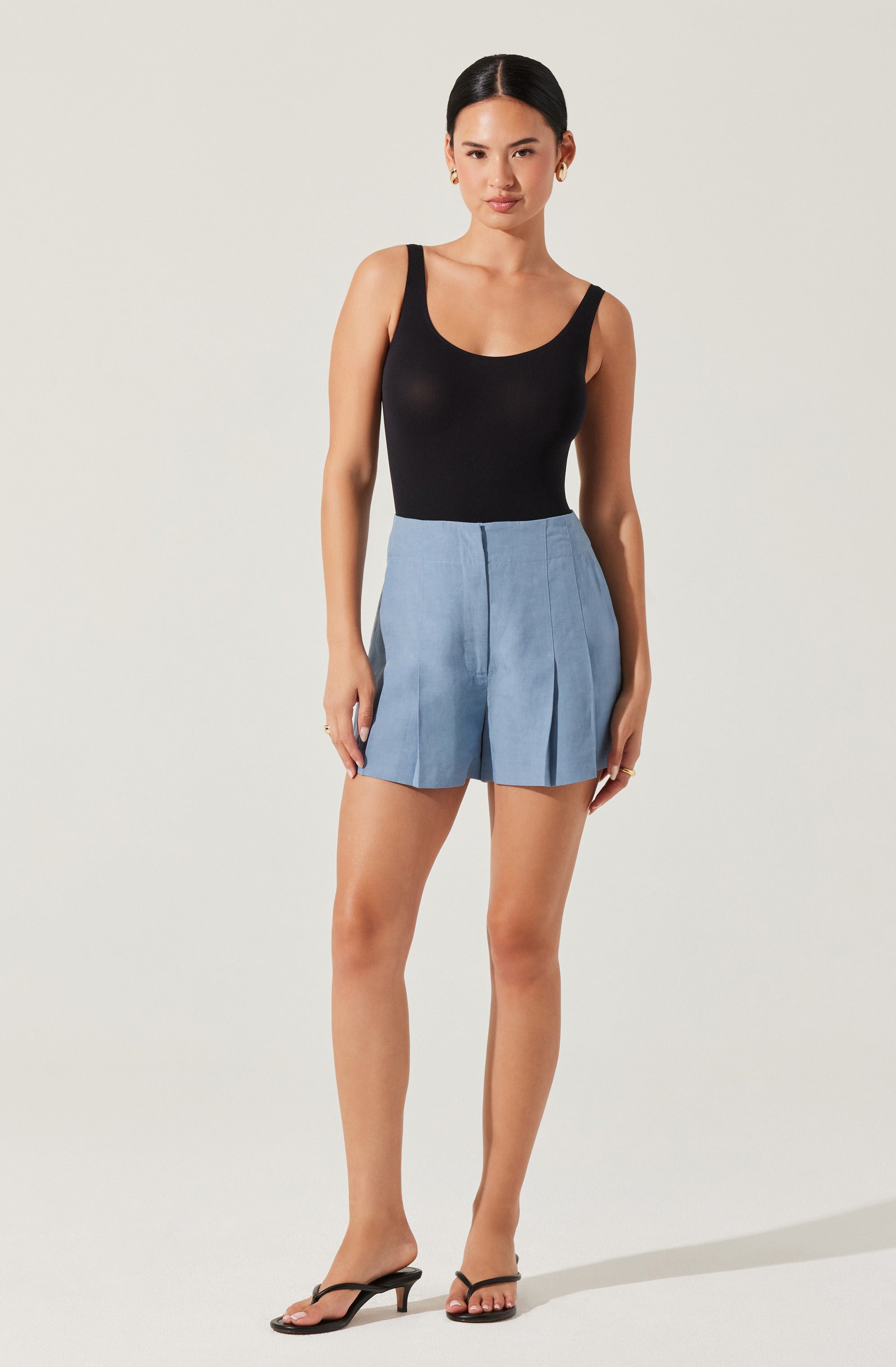 Artice Pleated Linen-Blend Shorts