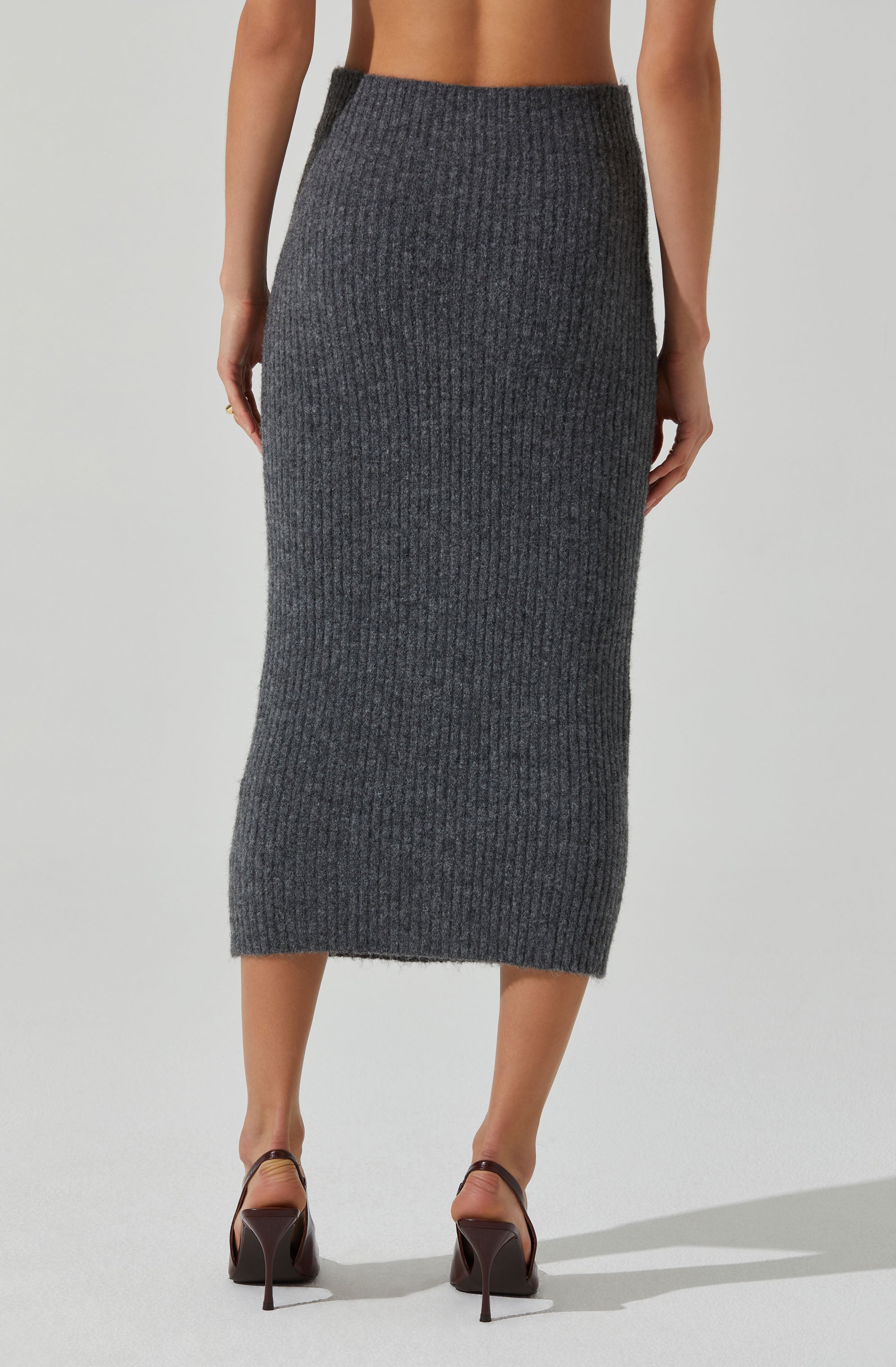 Neve Ribbed Sweater Midi Skirt