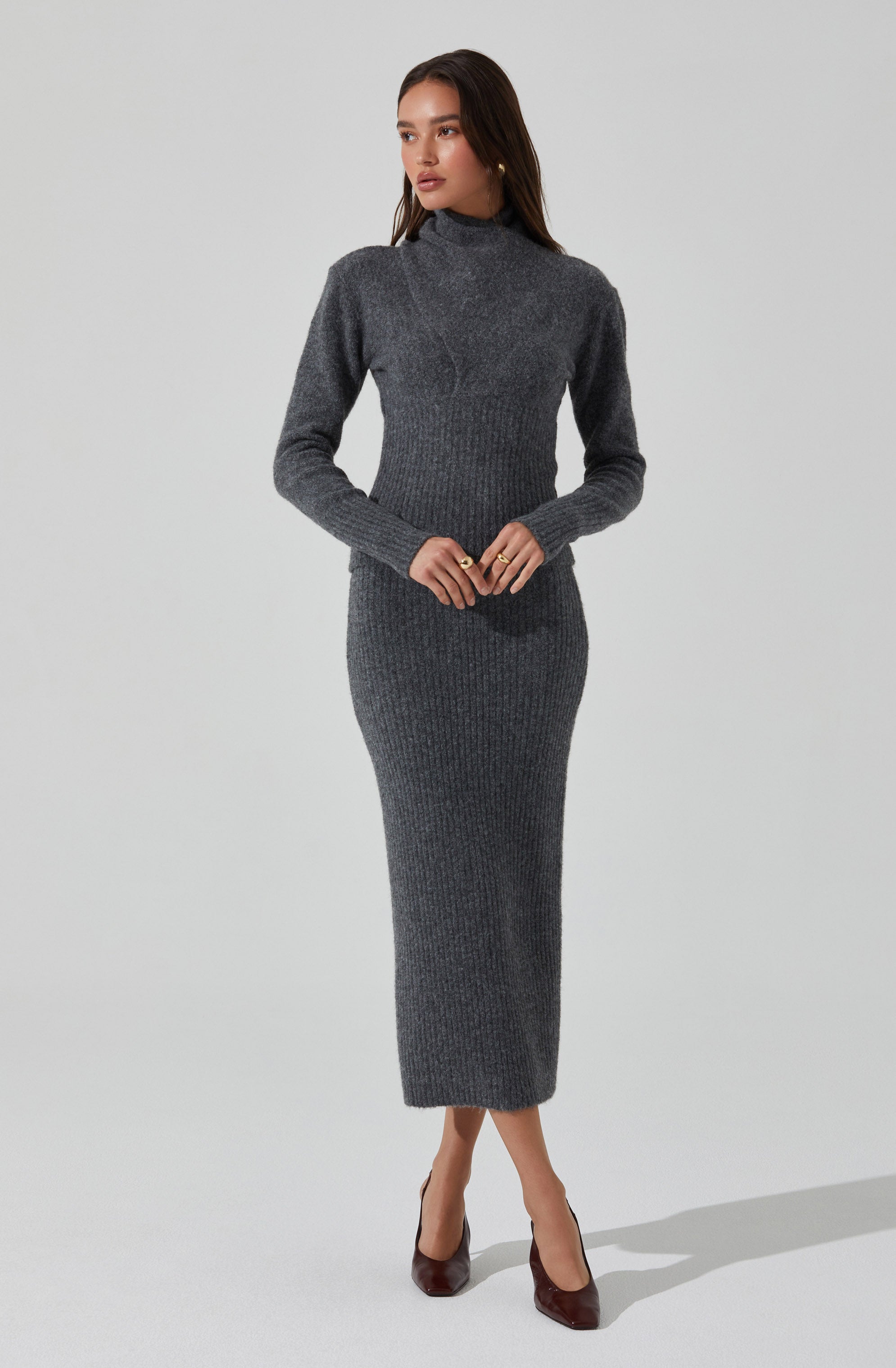 Neve Ribbed Sweater Midi Skirt
