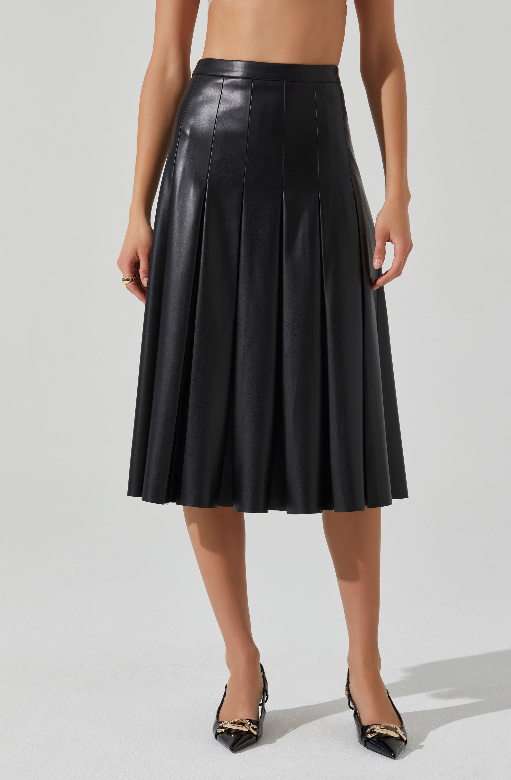 Vena Pleated Faux Leather Skirt