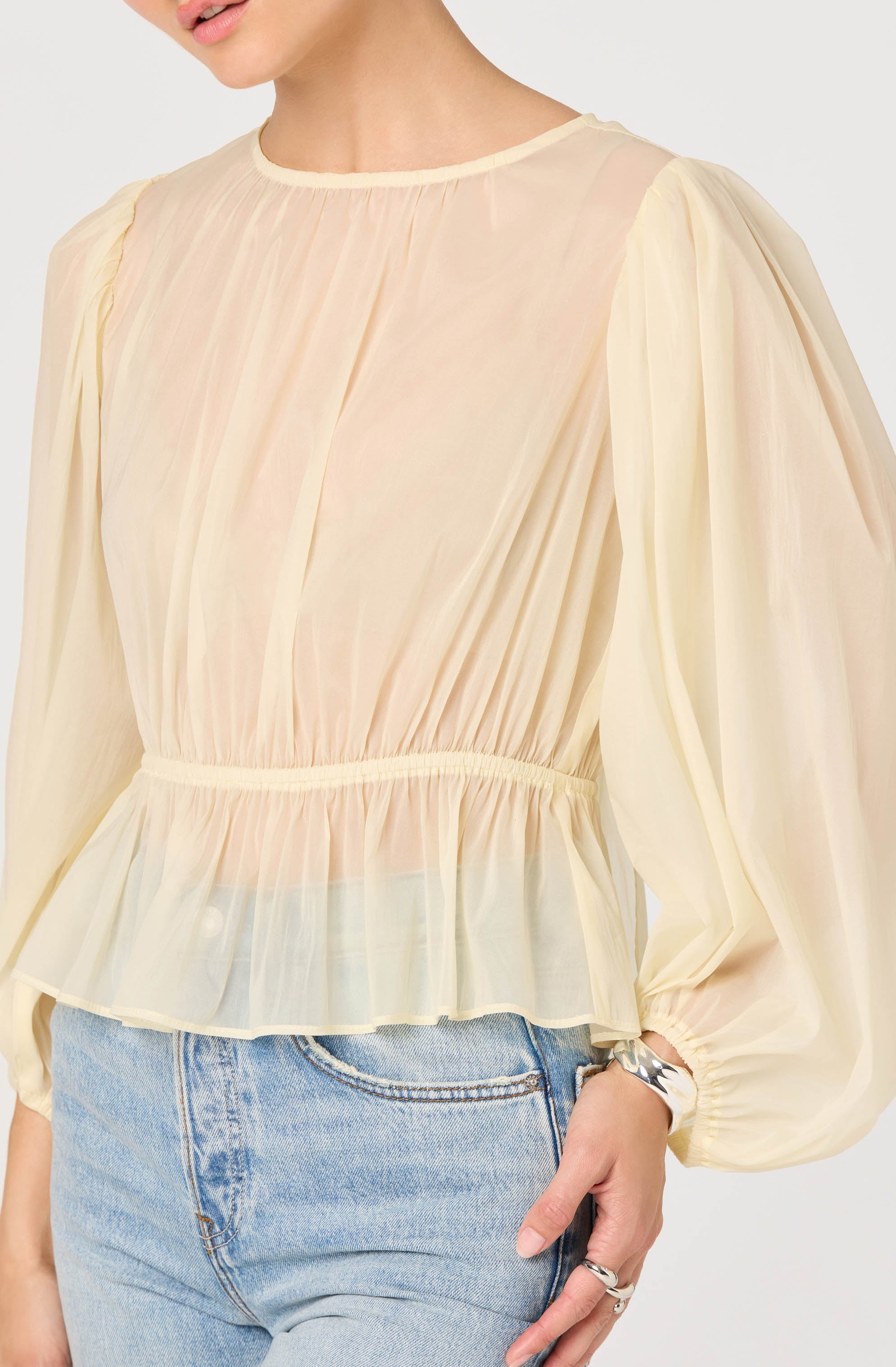 Amie Sheer Baloon Sleeve Top