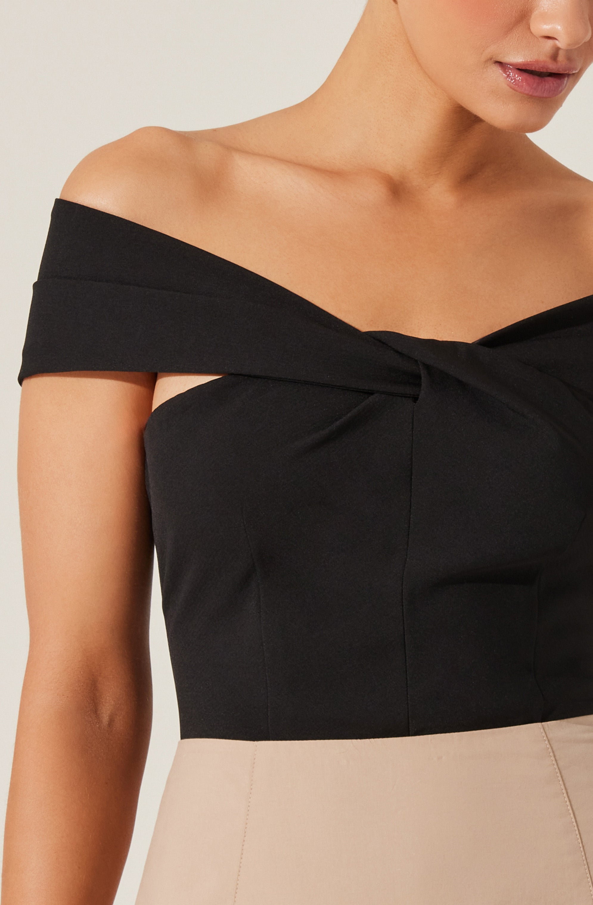 Catherine Twist Off Shoulder Top