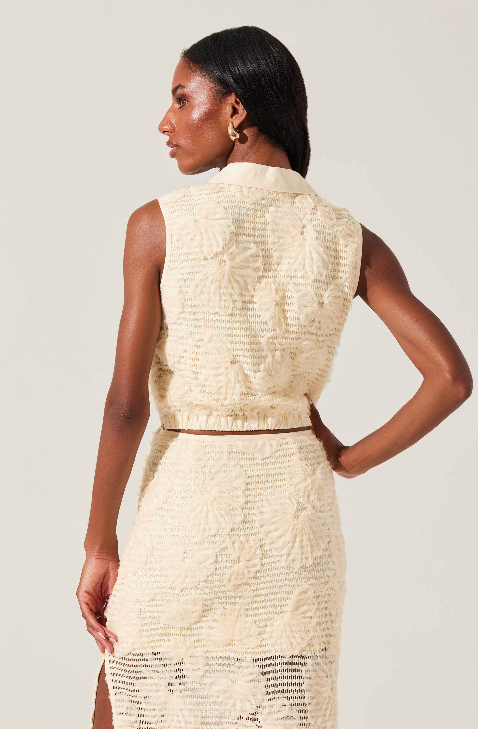 Sol Textured Floral Knit Top