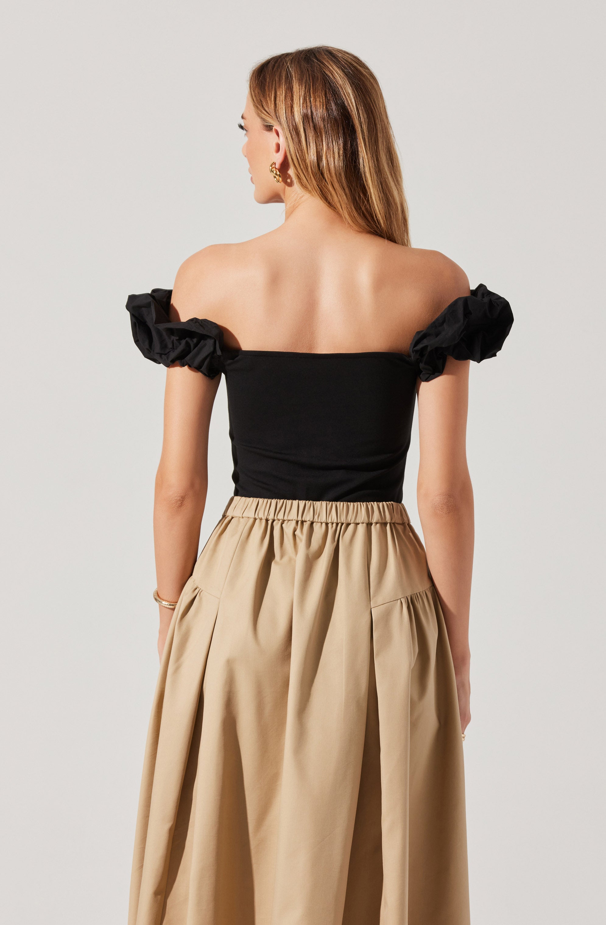 Hoda Off Shoulder Top