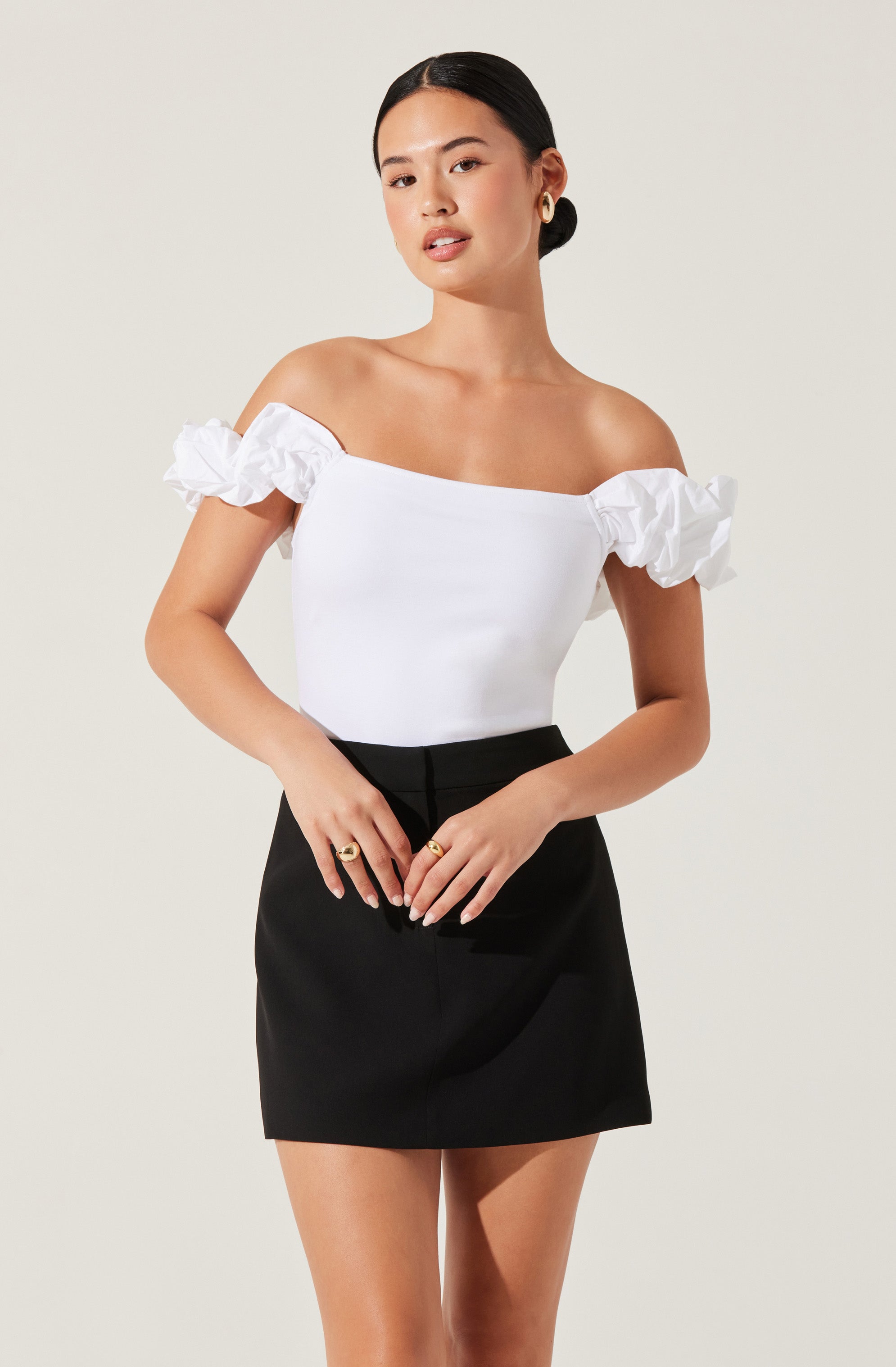 Hoda Off Shoulder Top
