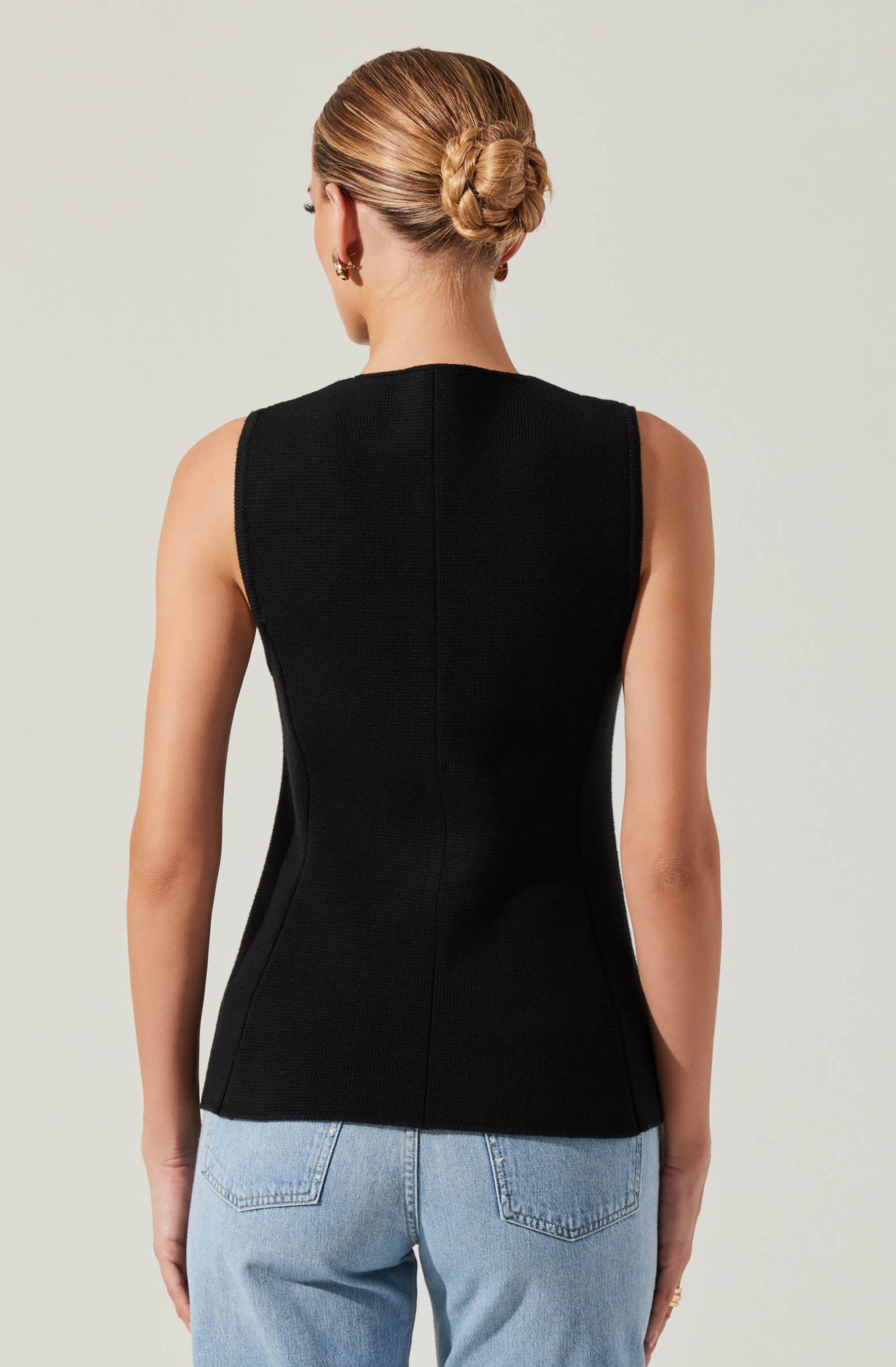 Jayce V-Neck Sweater Vest