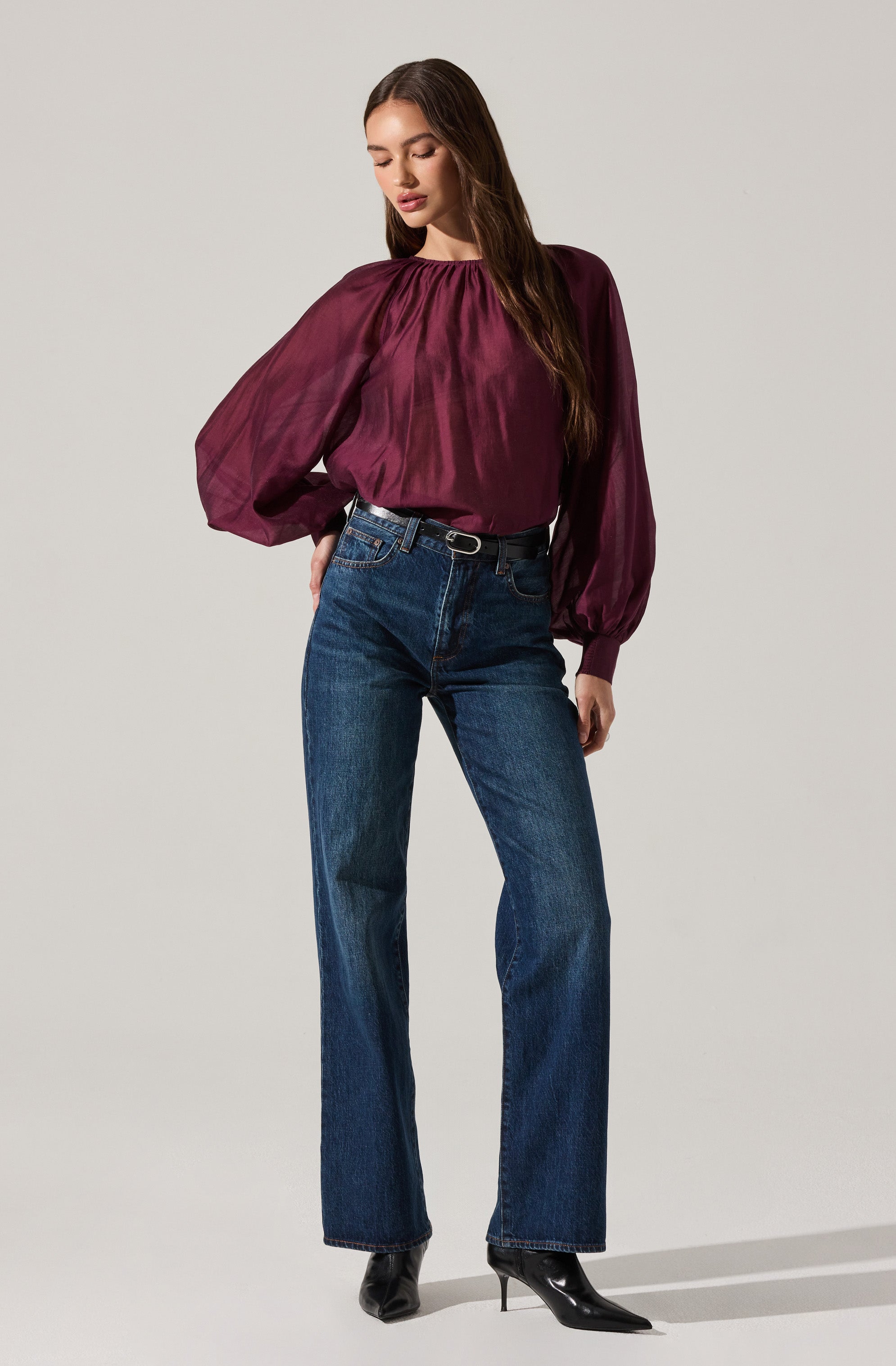 Reyen Balloon Sleeve Top