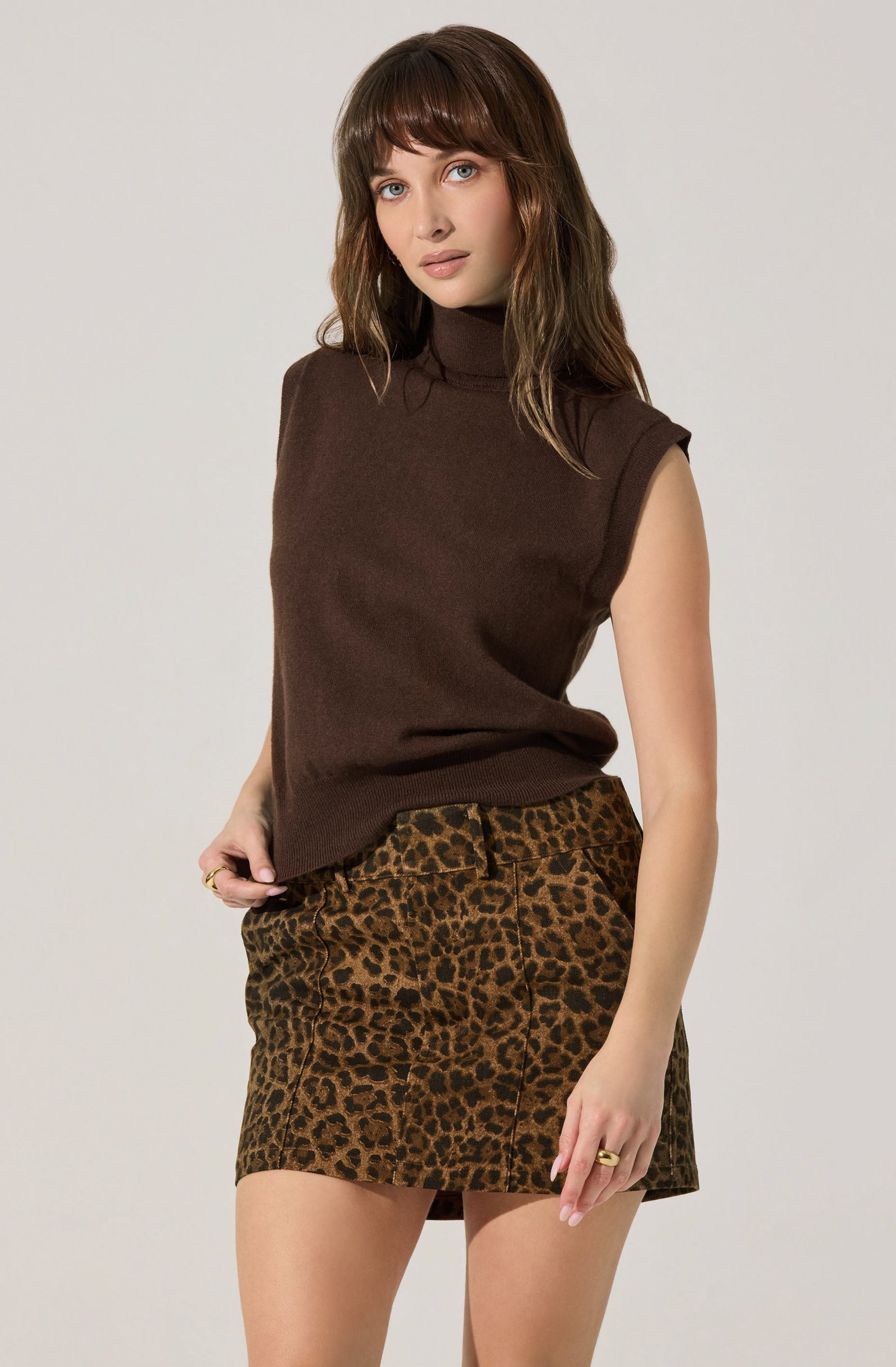 Avah Sleeveless Turtleneck Sweater