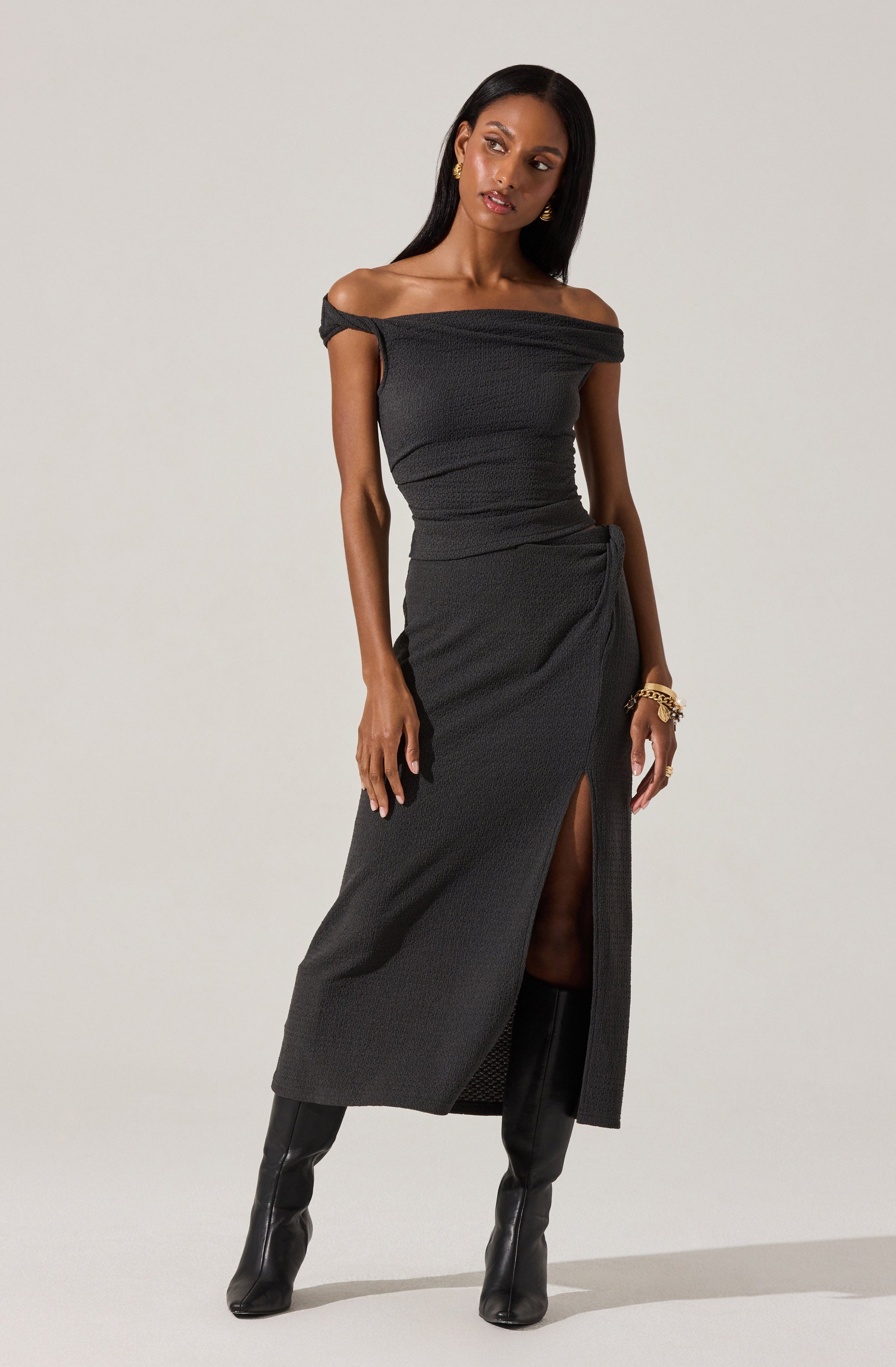 Lindy Off Shoulder Top