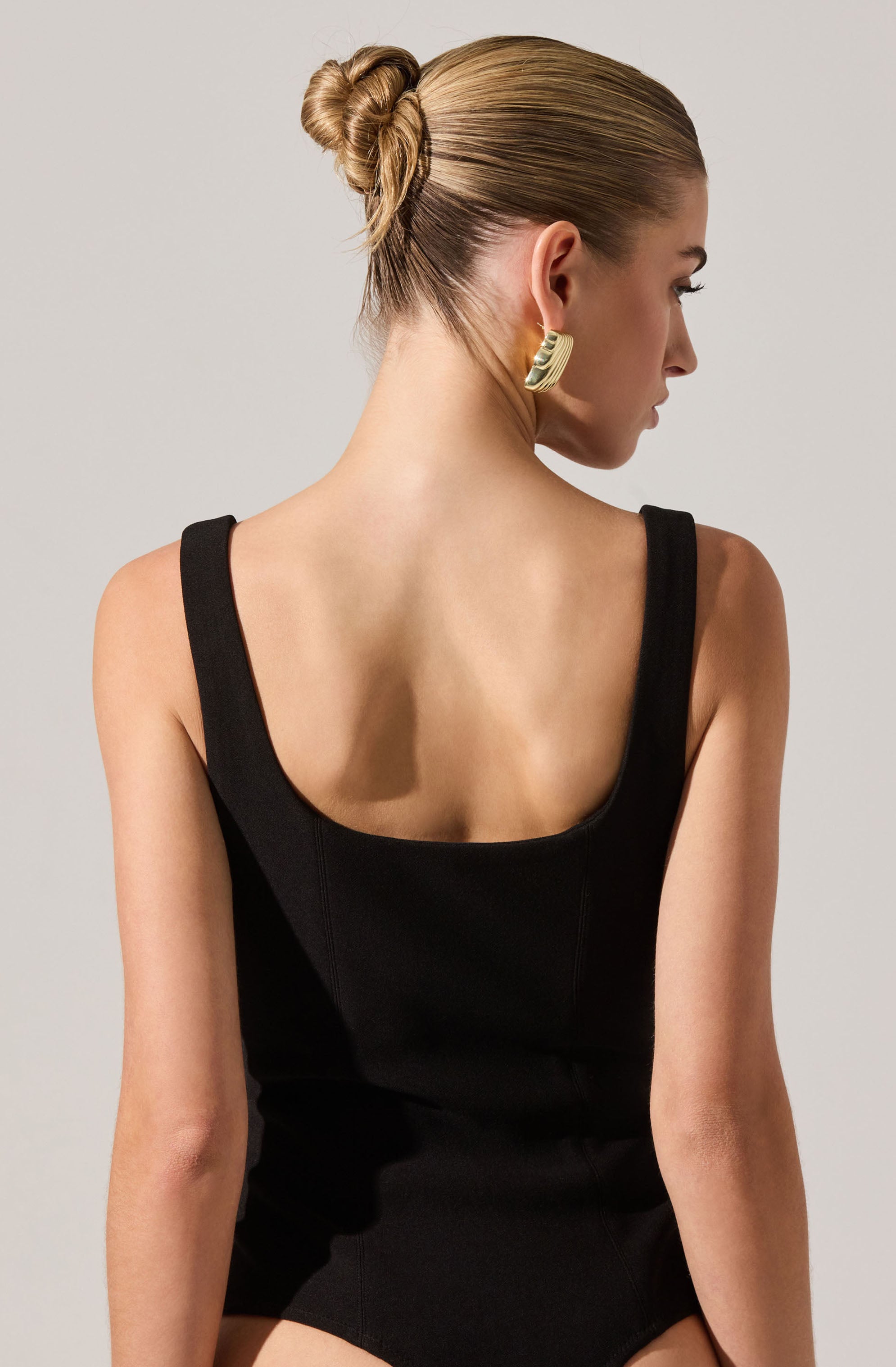 Kendal Curved Neck Bodysuit