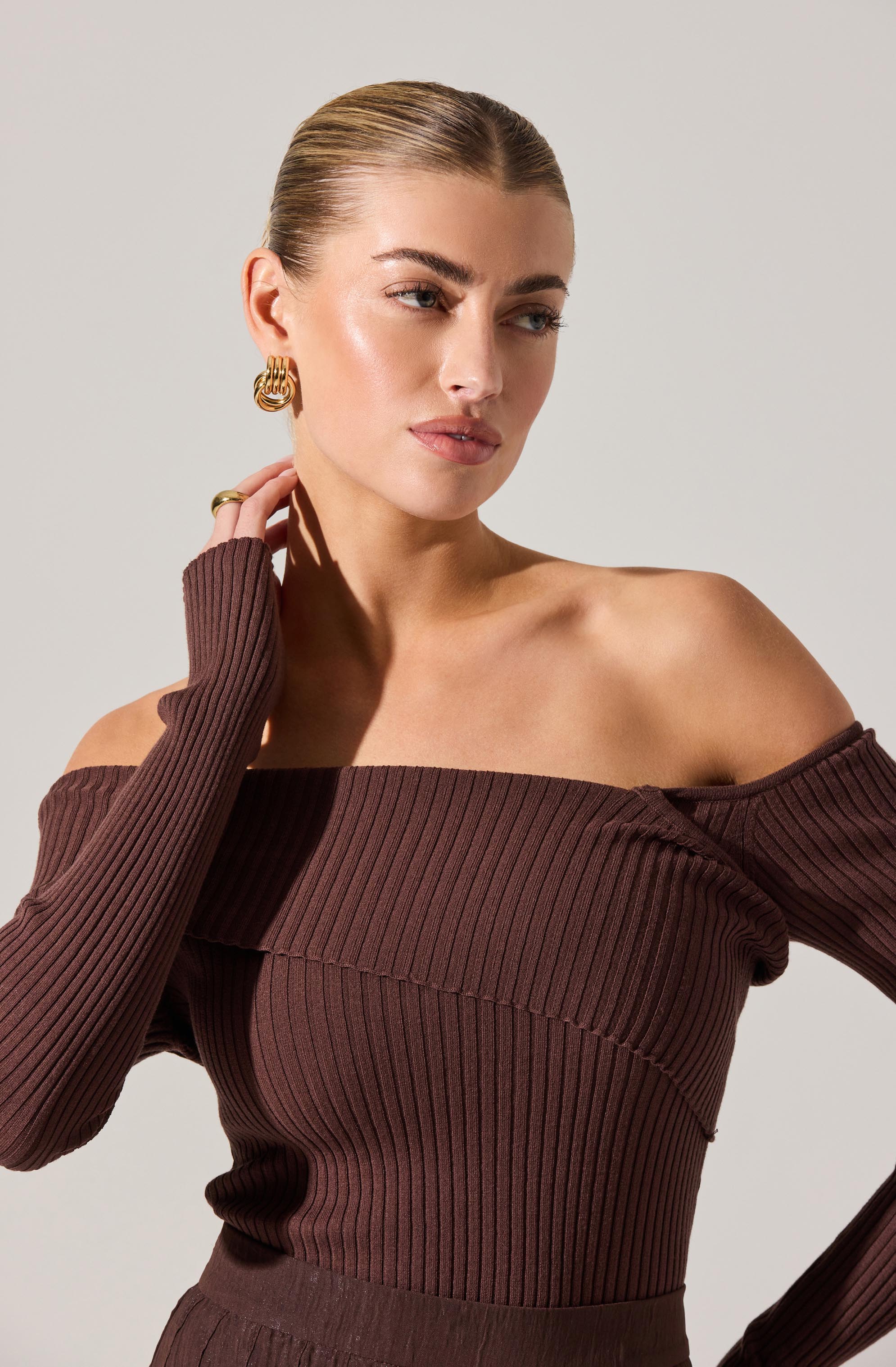Daniella Off Shoulder Sweater