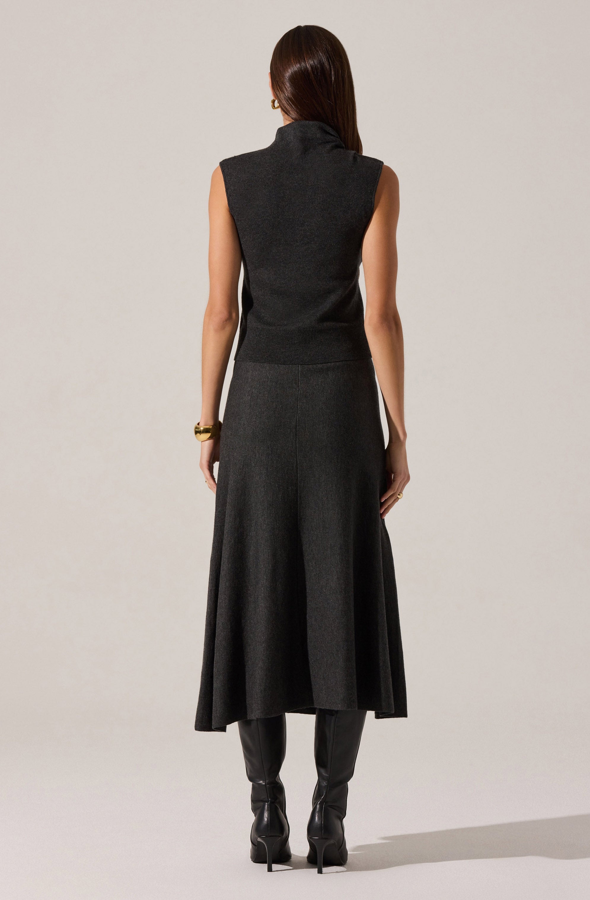 Deora Sleeveless Mock Neck Sweater