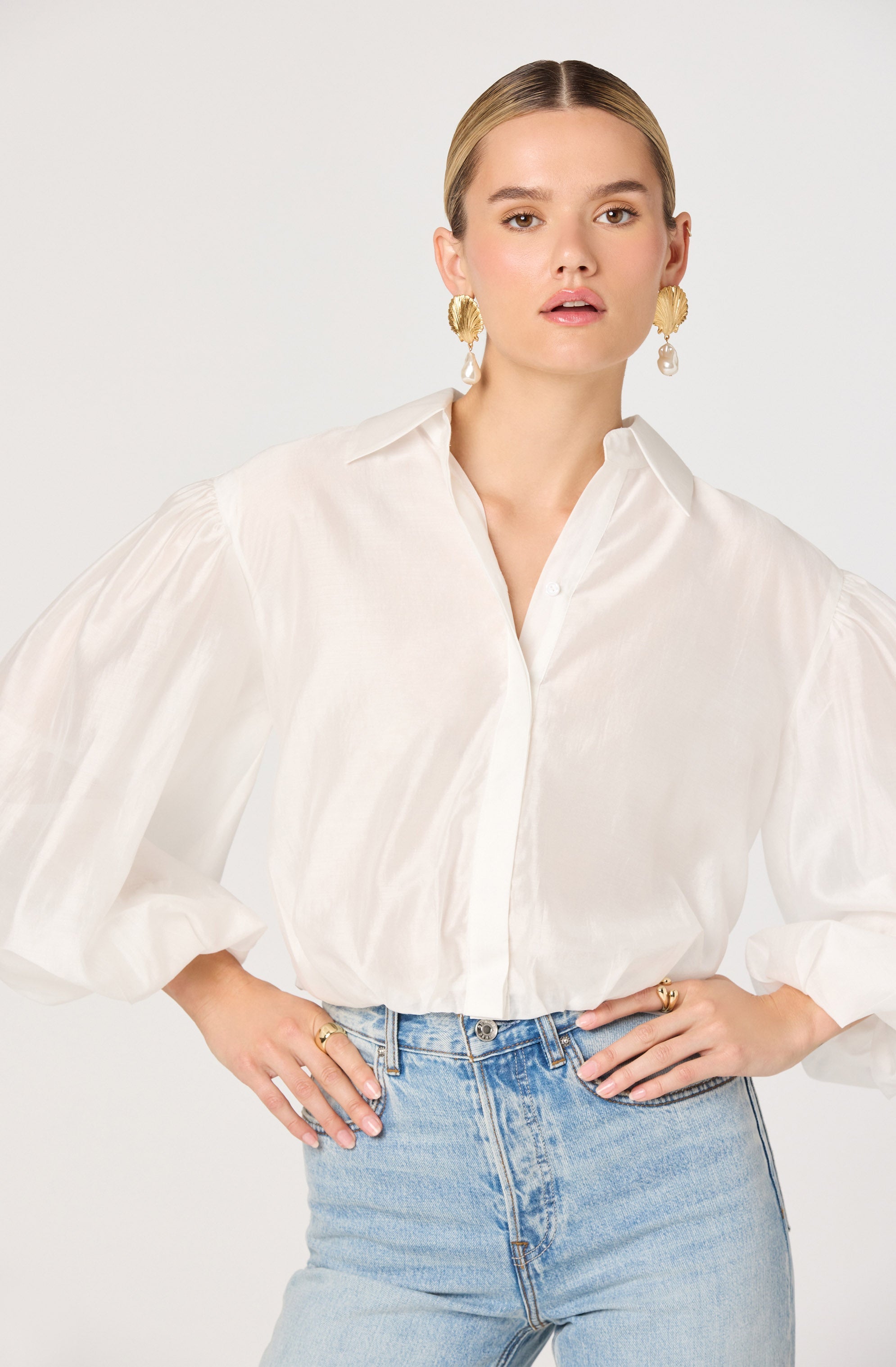 Cordey Balloon Sleeve Top