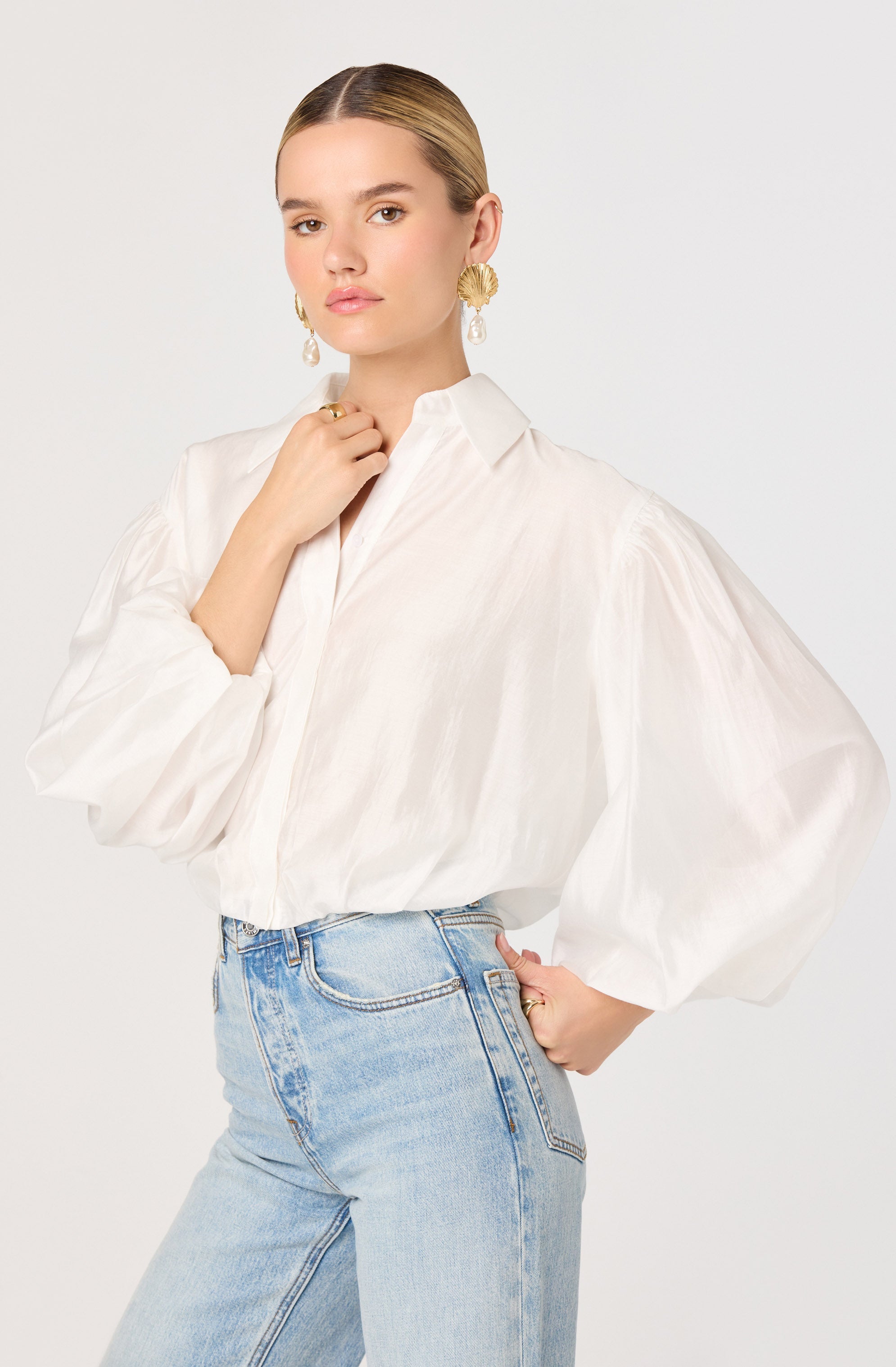 Cordey Balloon Sleeve Top