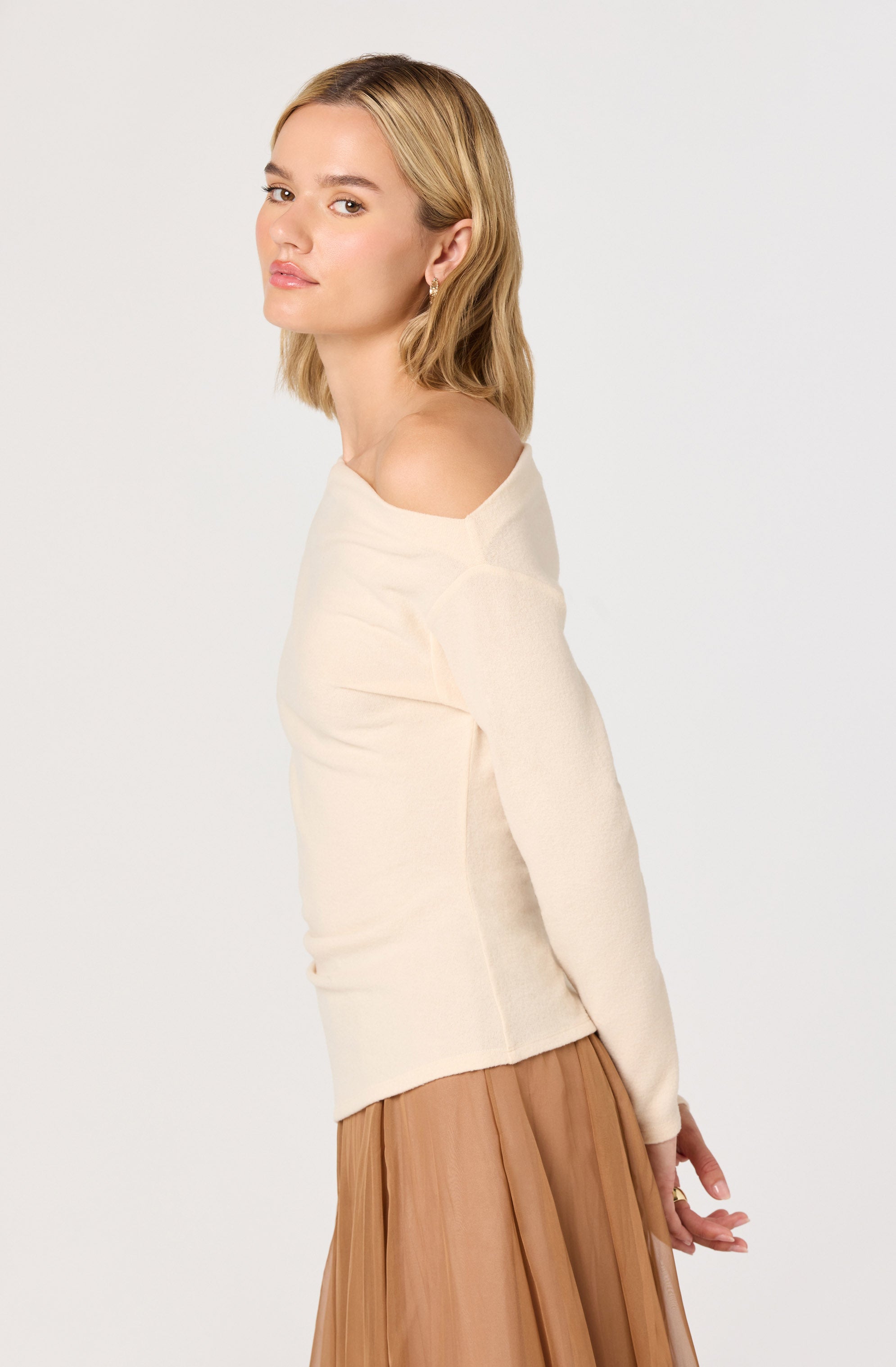 Miah Off Shoulder Top