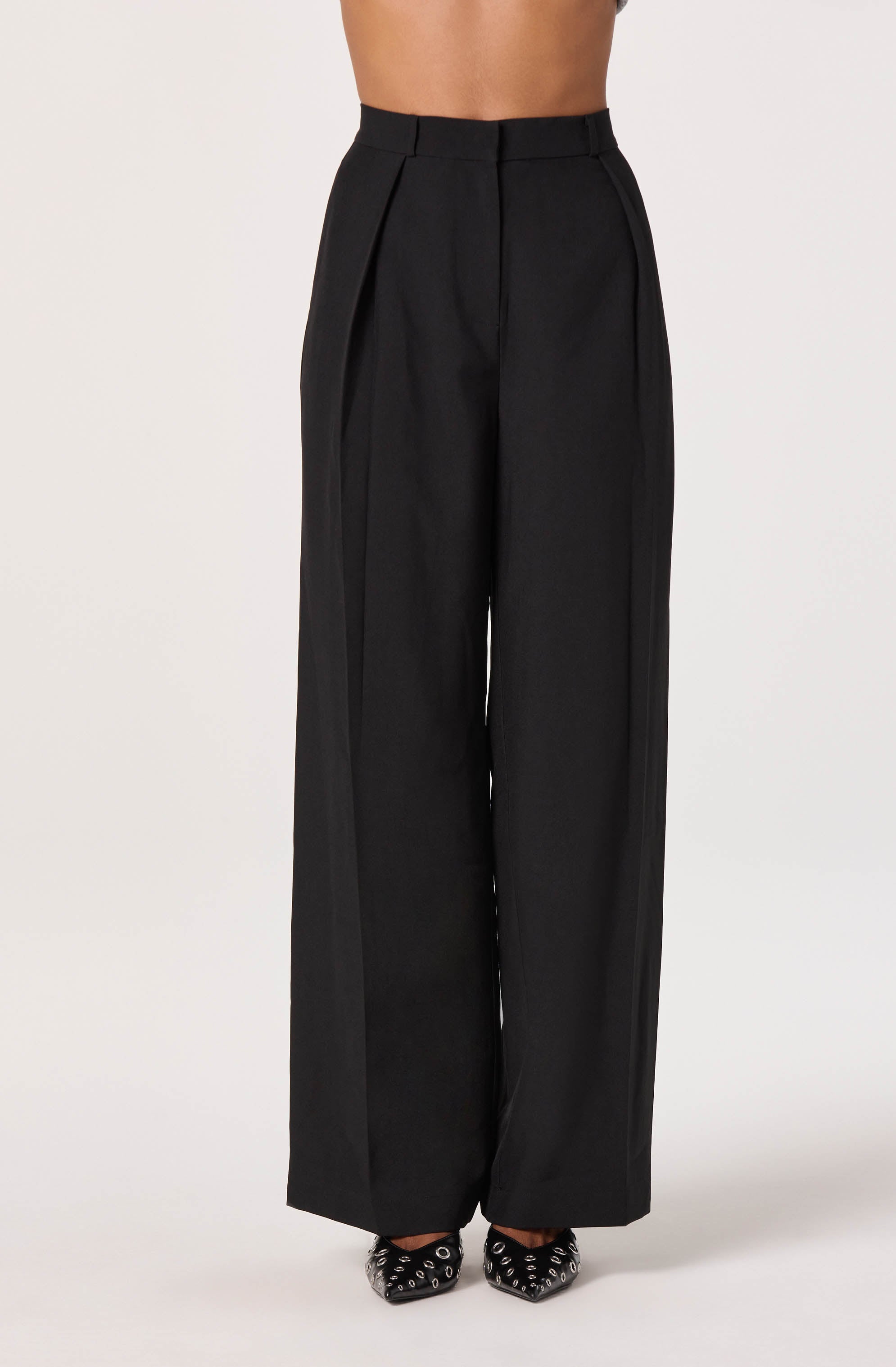 Pleated High Waist Trouser