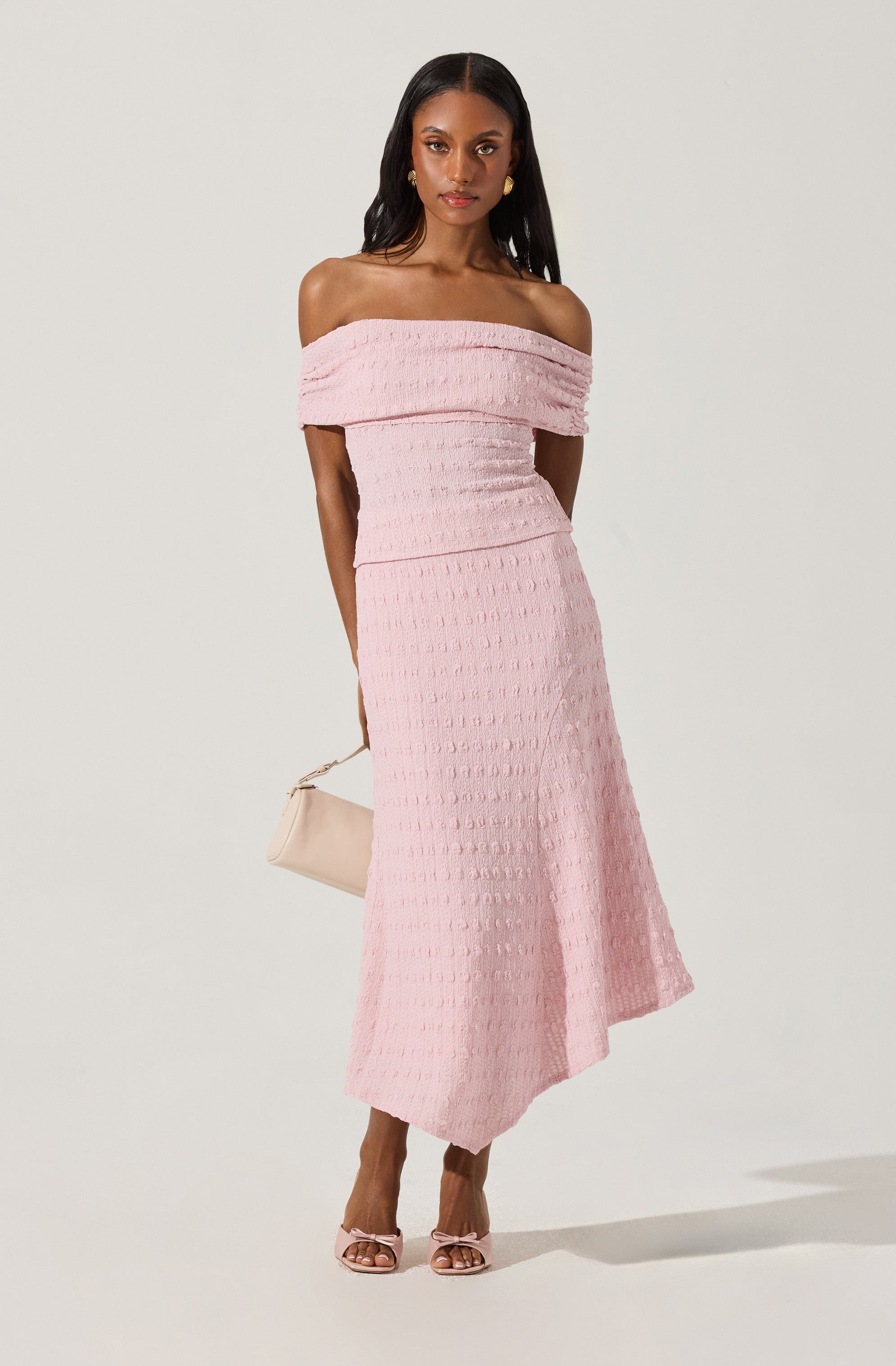 Textured Asymmetric Knit Skirt
