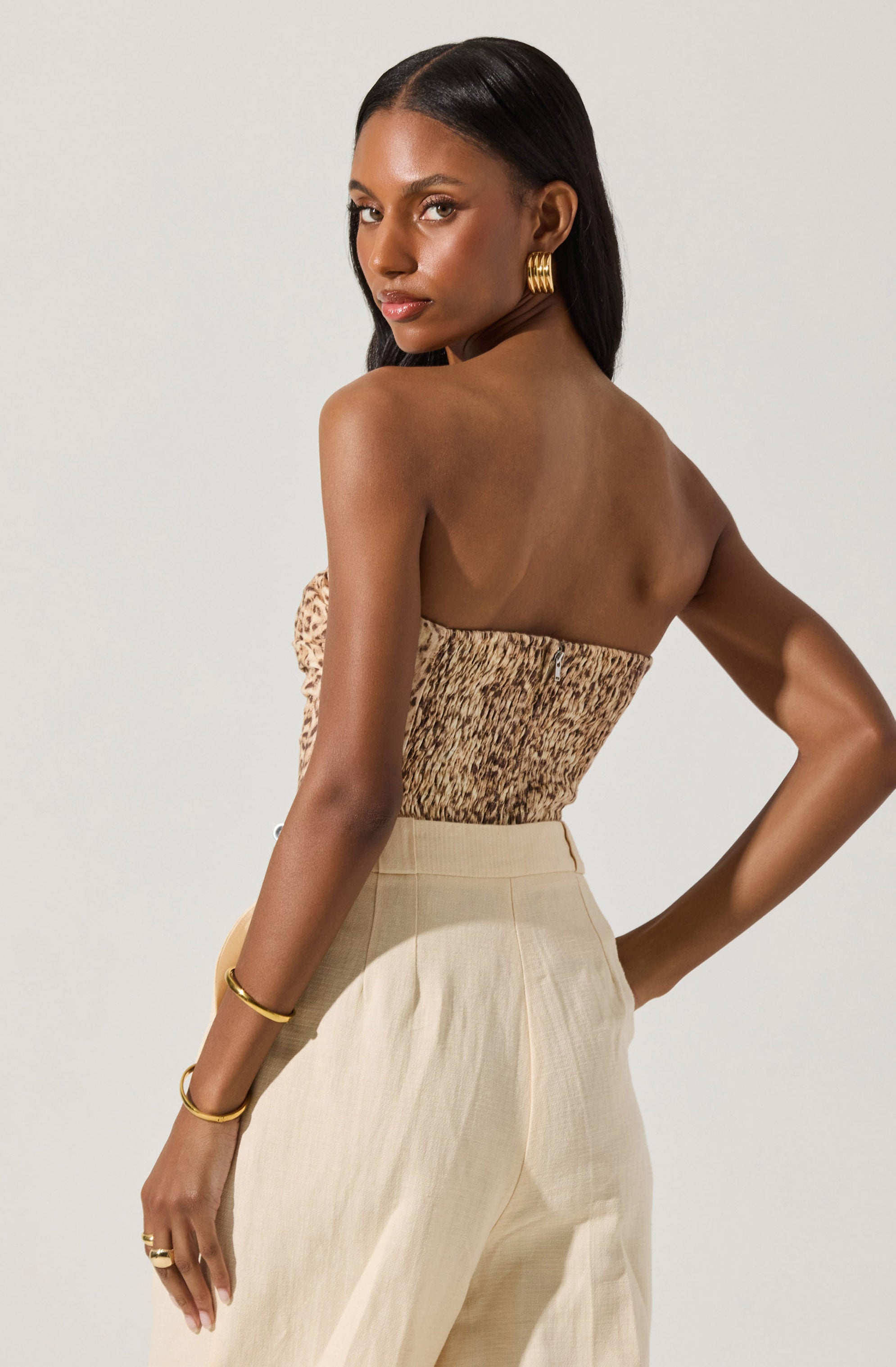 Dahlea Linen Strapless Leopard Top