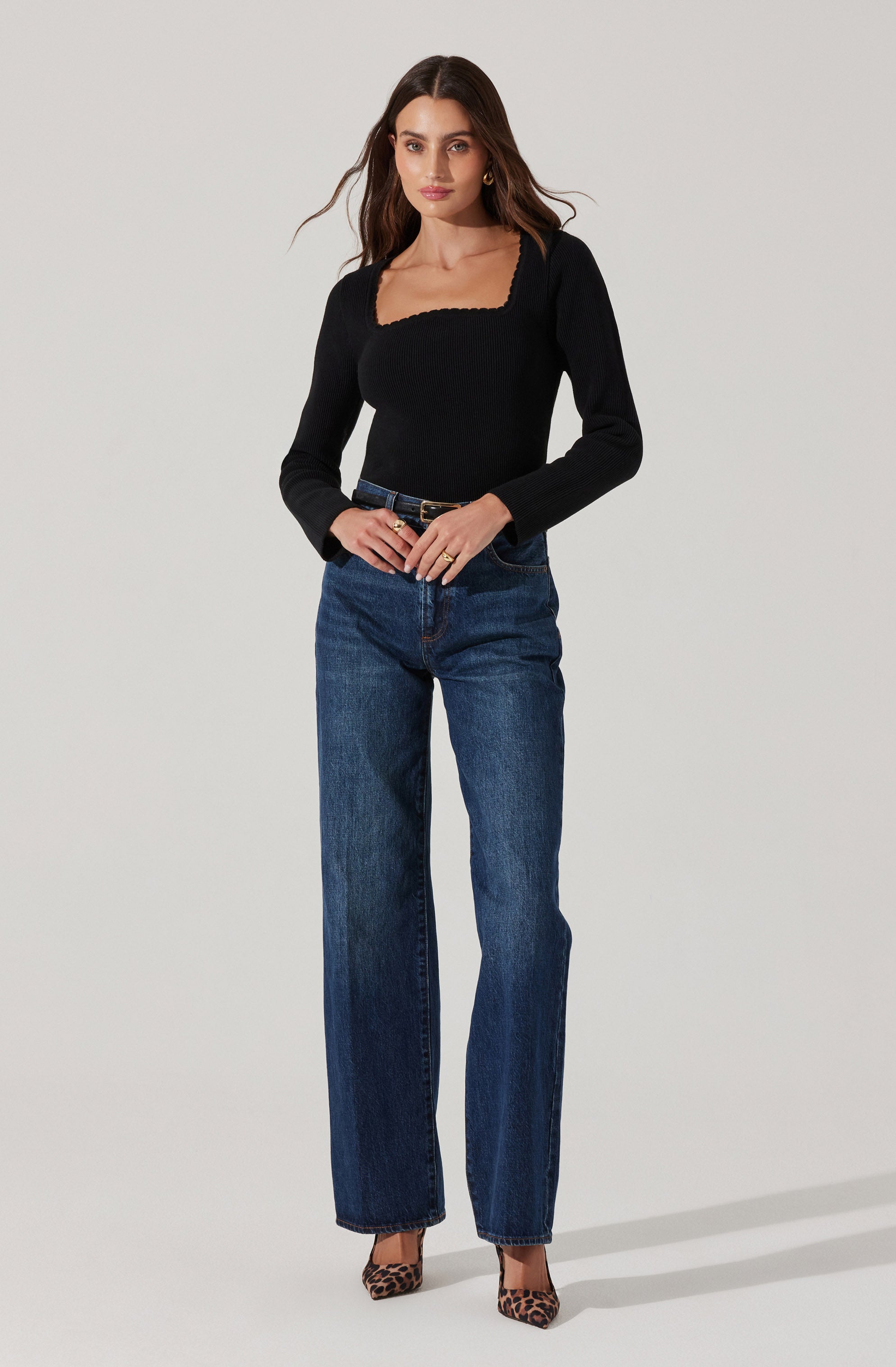 Scallop Trim Ribbed Knit Top