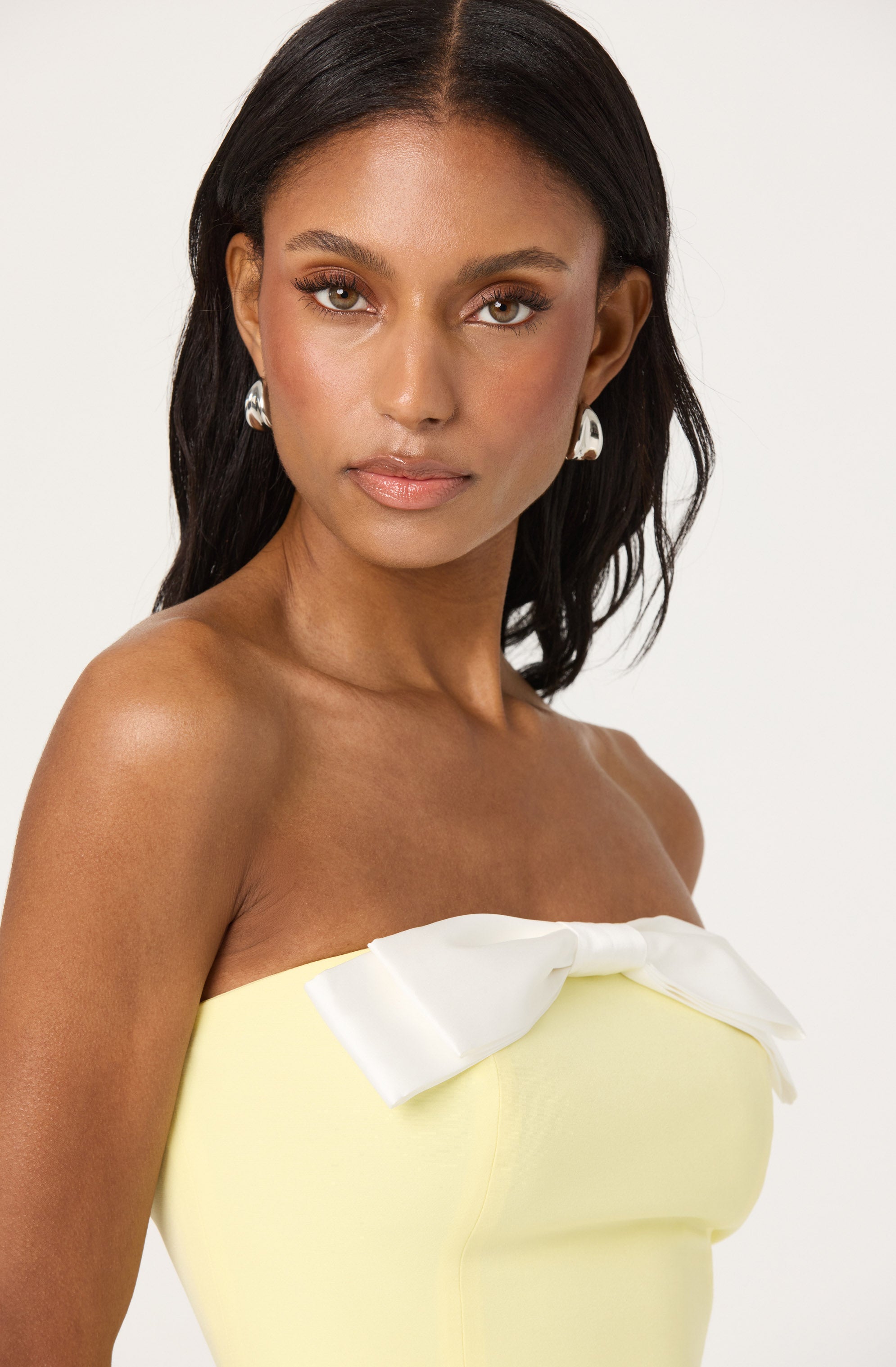 Contrast Bow Strapless Top
