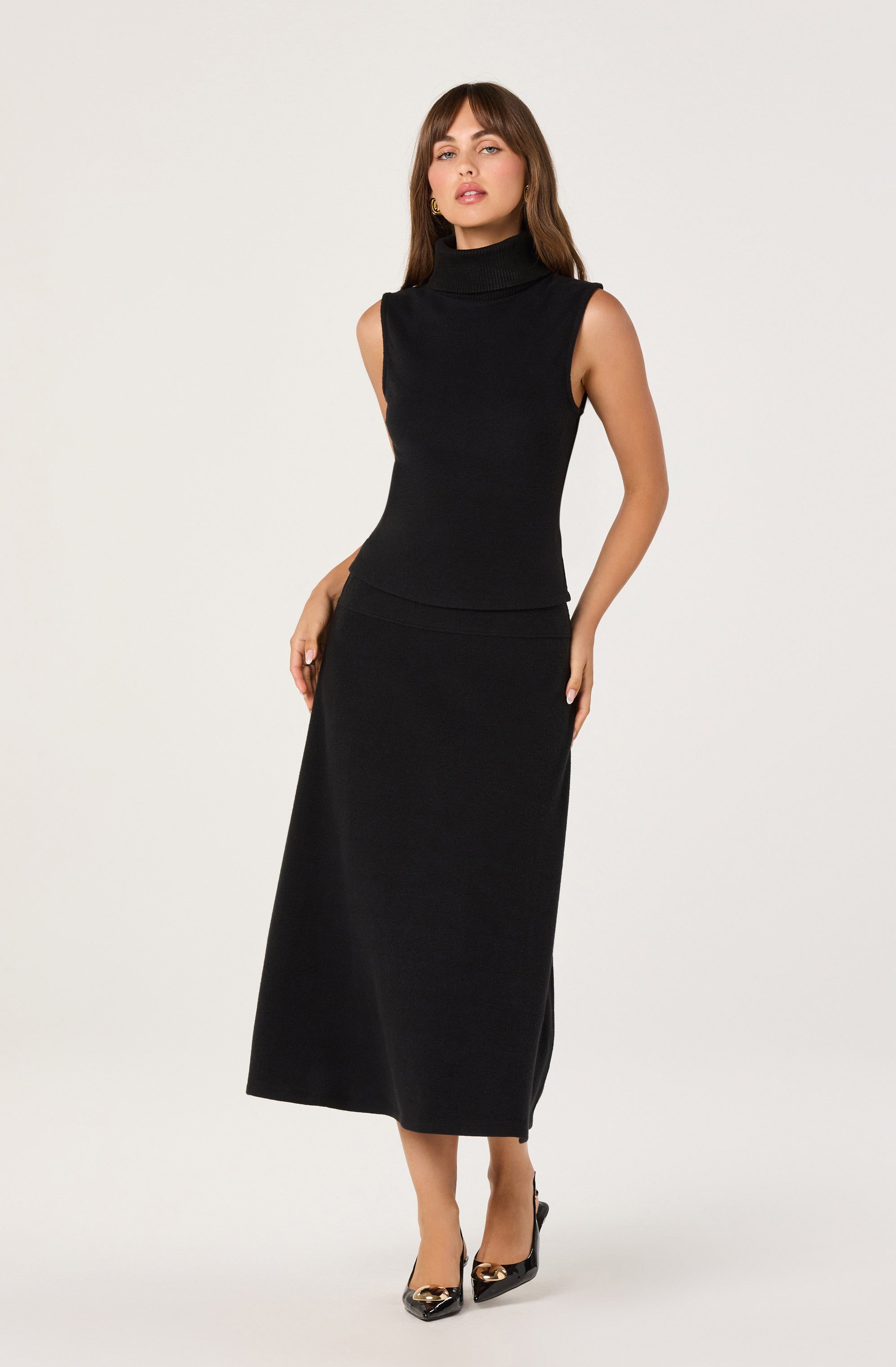 Sleeveless Knit Turtleneck Top